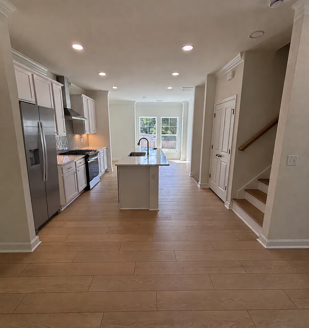 3 bed, 3.5 bath, 1764 sqft, $3,600 — Photo 1