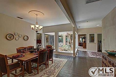 5th image of 808 Shady Creek Dr