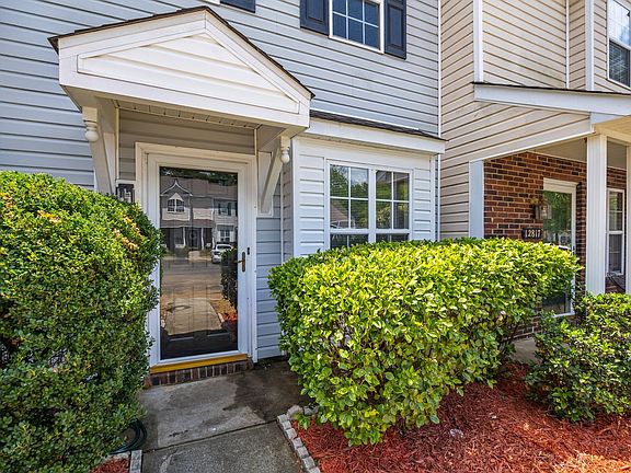 2nd image of 12813 Sickles Dr