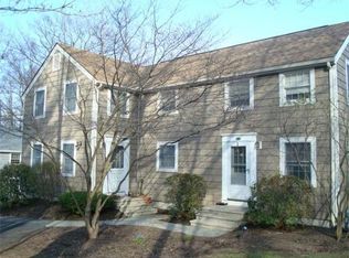 62 Laurel St #B, Greenfield, MA 01301