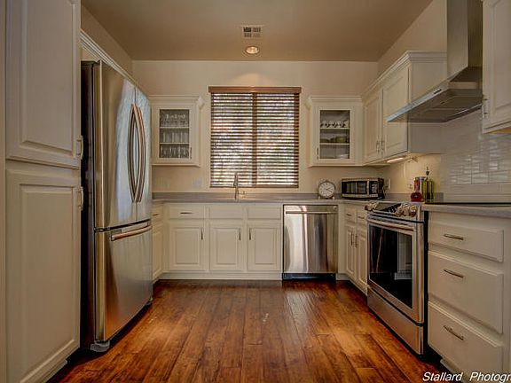 2nd image of 853 N Cottonwood Wash Dr