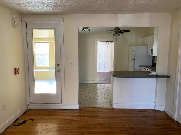 34 N 2nd St #2 — Photo 2