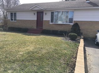 2017 Pyle Rd, Schenectady, NY 12303