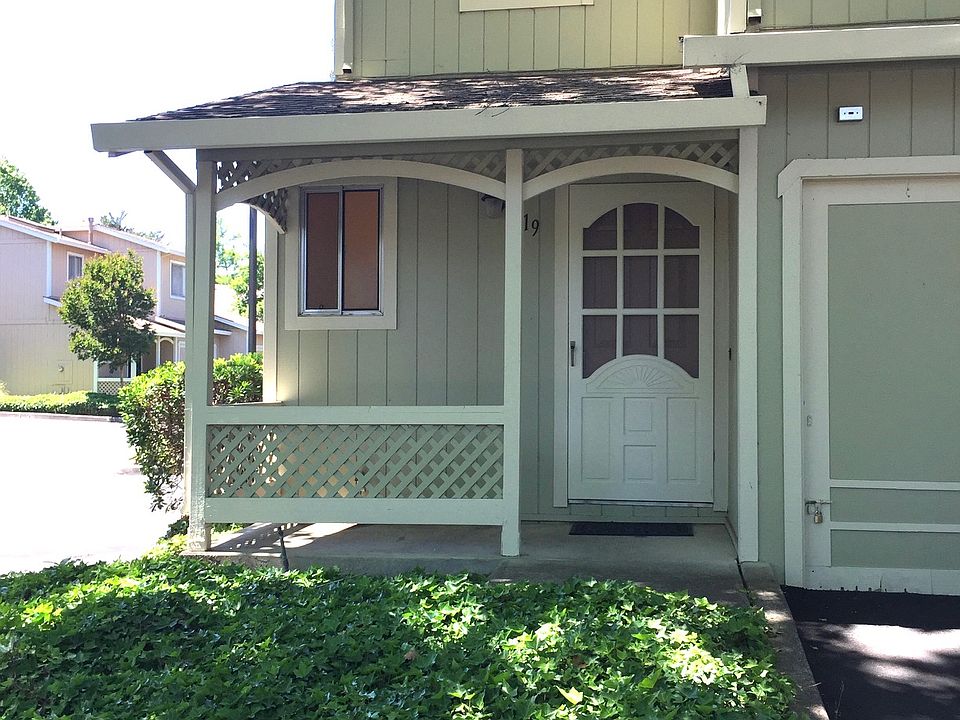 1st image of 119 Acorn Dr