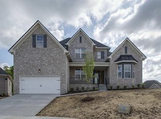 505 Houston Oaks Dr, Paris, KY 40361