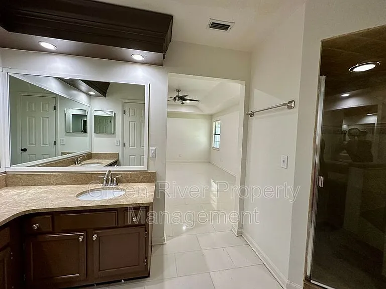3288 Deerfield Pointe Dr — Photo 22