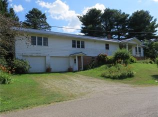 8248 April Rd NE, Salineville, OH 43945