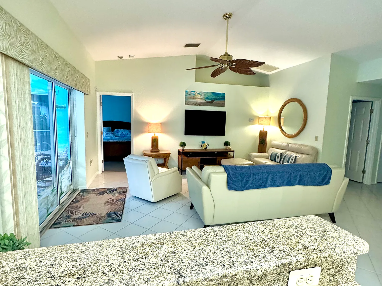 3 bed, 1344 sqft, $3,200 — Photo 4