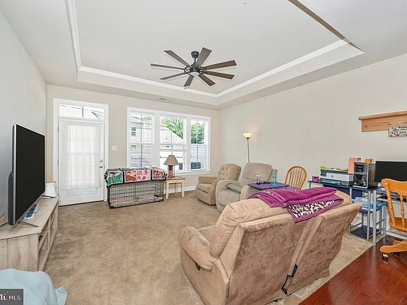 3rd image of 20236 Huntington Ct
