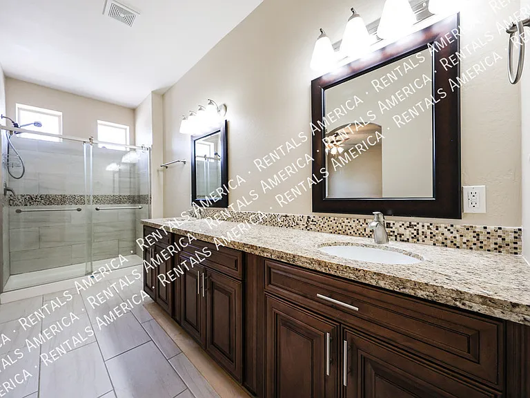 1406 W Main St #121 — Photo 33