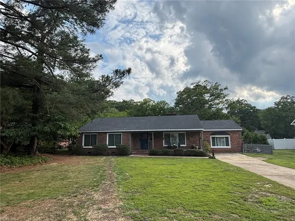 507 Windemere Rd, Newport News, VA 23602