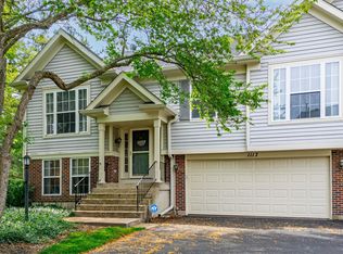 1117 Stillwater Rd, Elgin, IL 60120