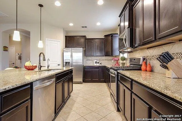 27418 Valle Blf — Photo 10