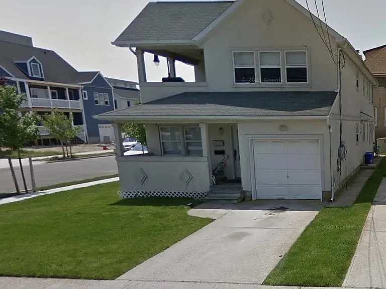 457 Monroe Blvd #2