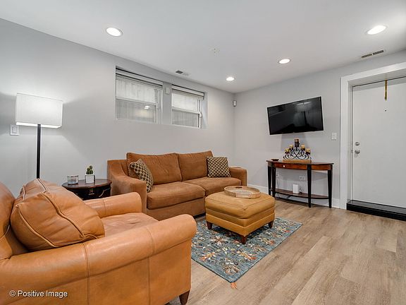 3rd image of 2052 N Campbell Ave #Gw
