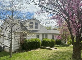 1602 Madison Ave, Washington, MO 63090