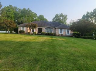 448 Avalon Dr SE, Warren, OH