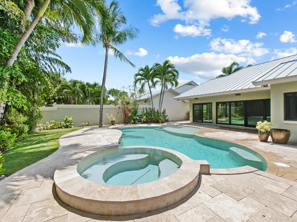 141 Sand Pine Drive, Jupiter, FL 33477