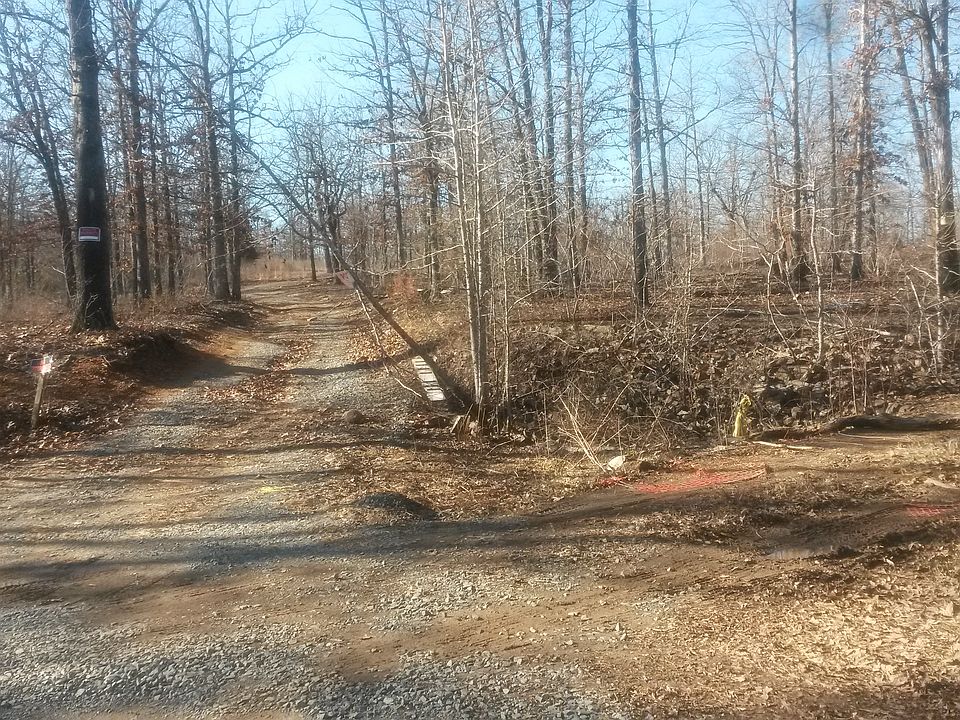 1st image of 24 Austin Creek Cv