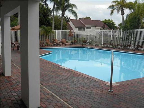 2nd image of 7560 S Pinewalk Drive #123-26