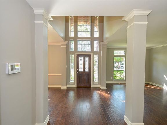 4th image of 3710 Butler Ct