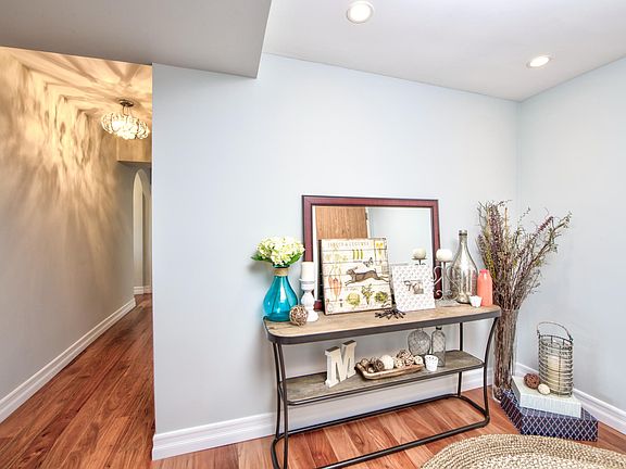 5th image of 1177 California St APT 1514