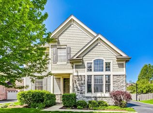 712 Pfingsten Rd, Glenview, IL 60025