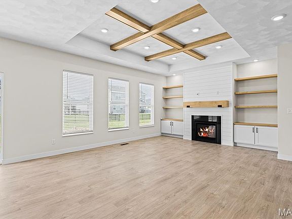 5th image of 1365 Dove Hollow Ct