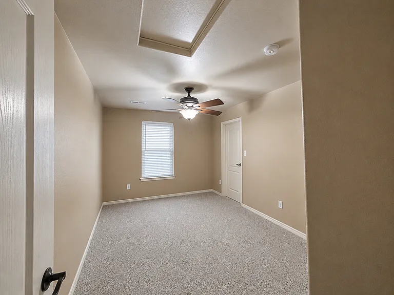 21206 Tallman Ct — Photo 22