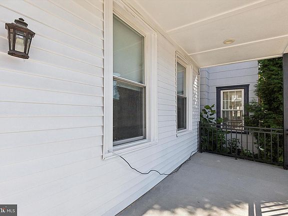 3rd image of 332 Spring Mill Ave