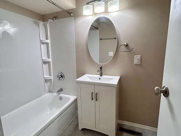 7721 Cherrywood Dr — Photo 5