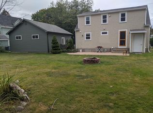 32 Wordsworth St, Portland, ME 04103