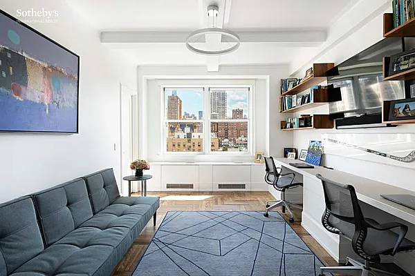 Sold by Sotheby's International Realty | media 26