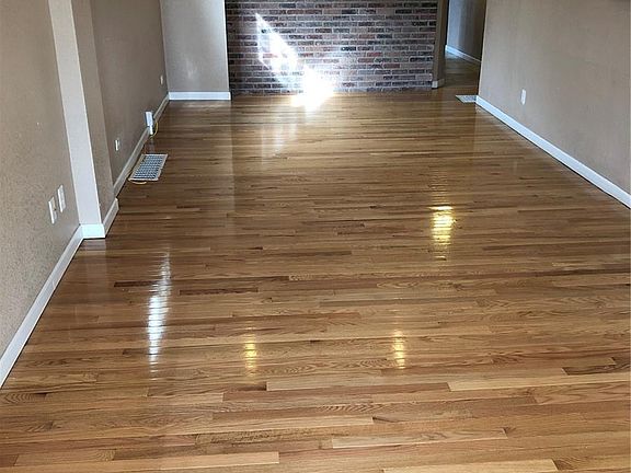 2nd image of 639 N Elati St