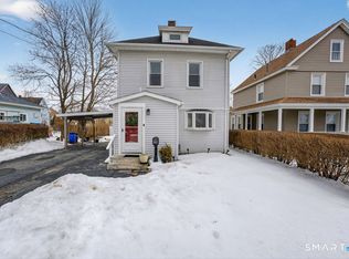 14 Warren Street, New London, CT 06320