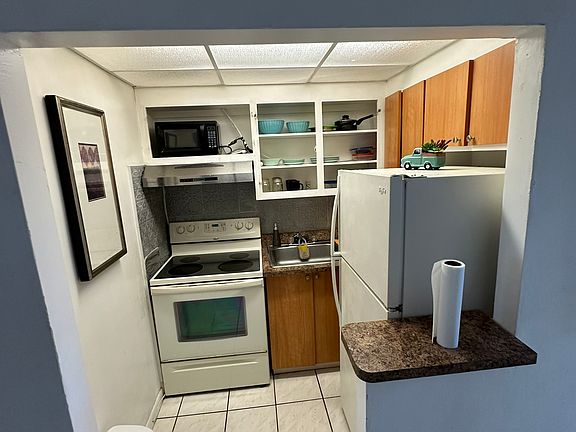 2nd image of 7904 West Dr APT 1005