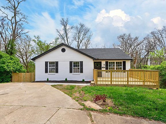 2nd image of 513 Navaho Dr