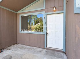 4711 San Jose Village Ct, Jacksonville, FL