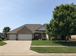 7235 Sunset Point Dr, Indianapolis, IN 46259