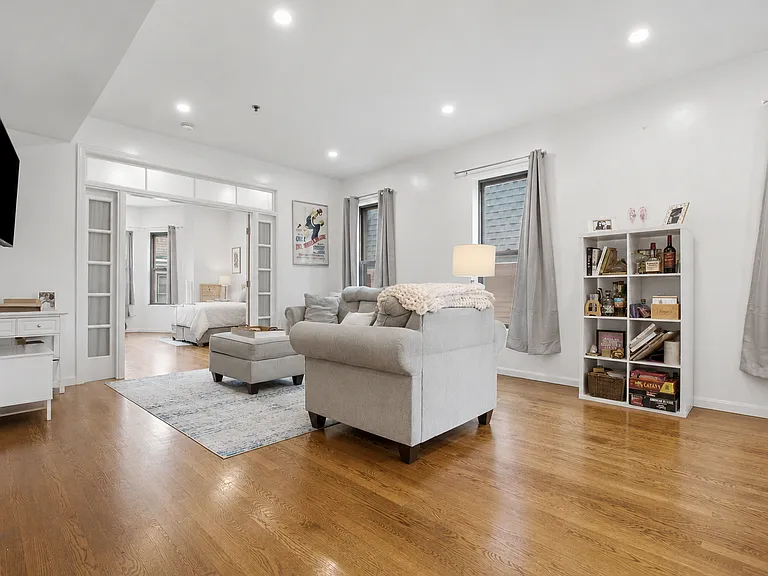 265 Emerson St #3 — Photo 6