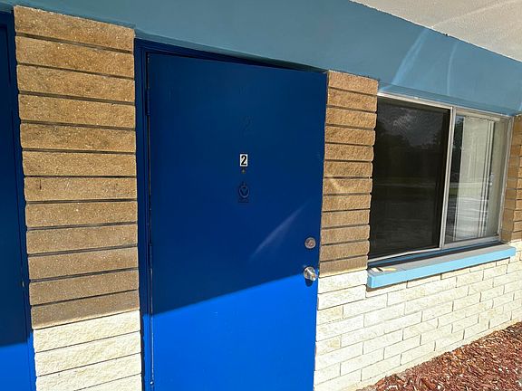 2nd image of 1850 S Park Ave APT E2
