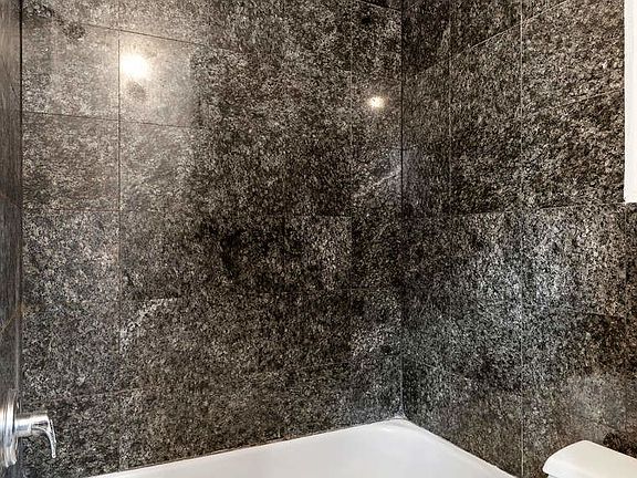 4th image of 545 E 5th St APT 7