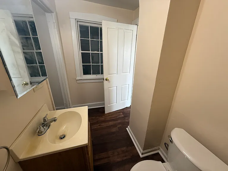 448 W Vine St #2 — Photo 11