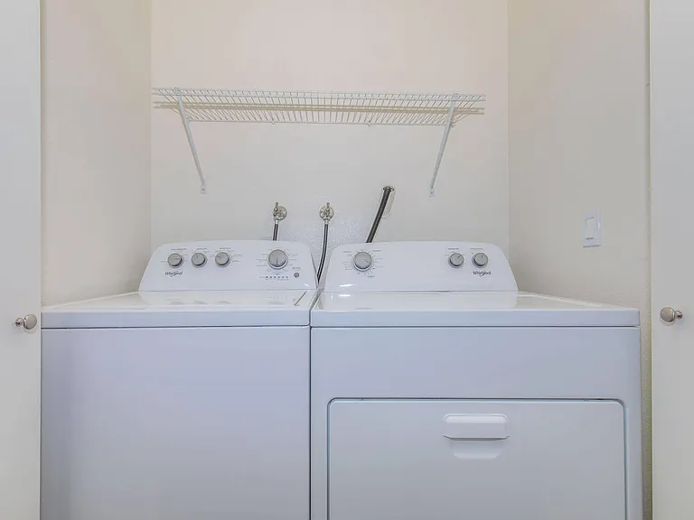 Club Pacifica Apartment Homes — Photo 57