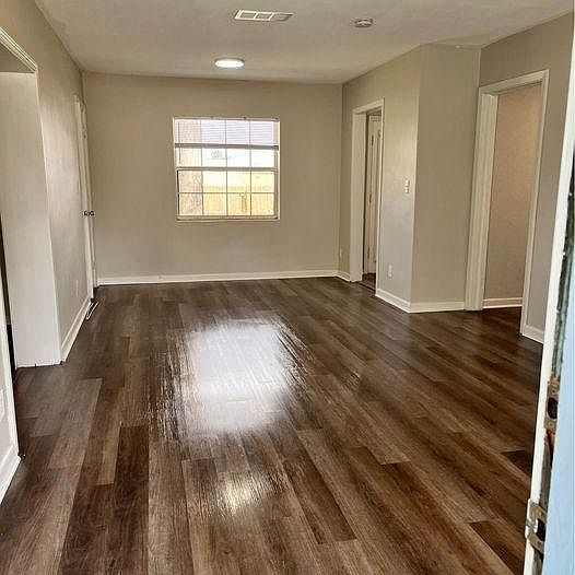 1st image of 5938 Woodside Dr