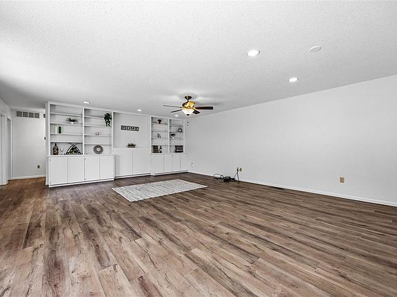 4th image of 3425 Tulane Ct