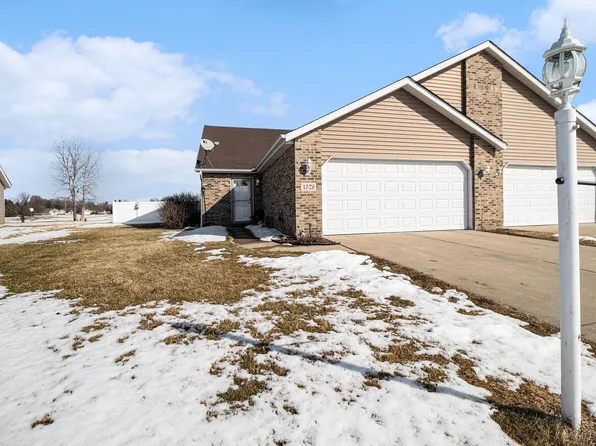 1329 California St, Hobart, IN 46342