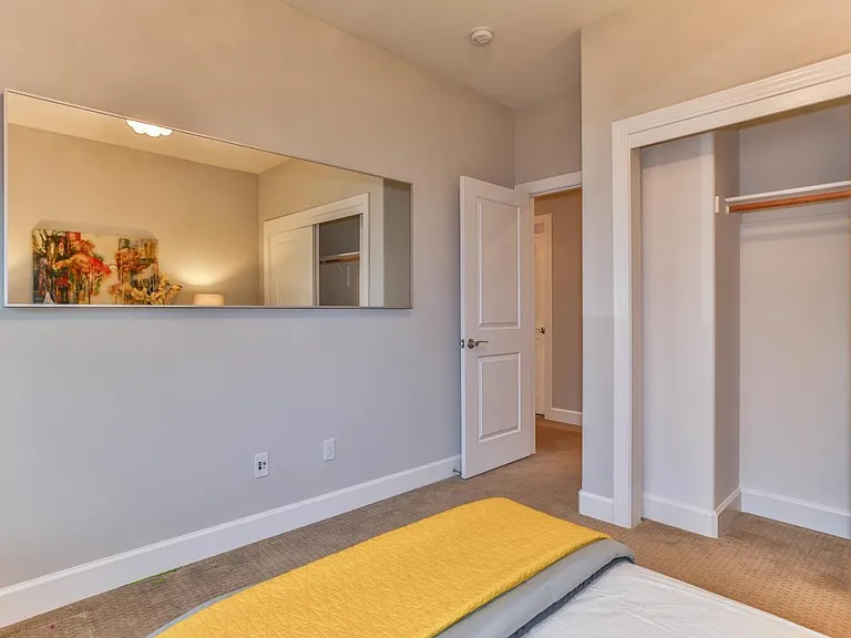 Guest bedroom