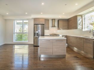 10663 Kinnard Ave #302, Los Angeles, CA 90024