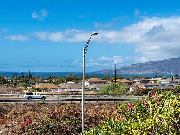 2nd image of 261 Palanehe St